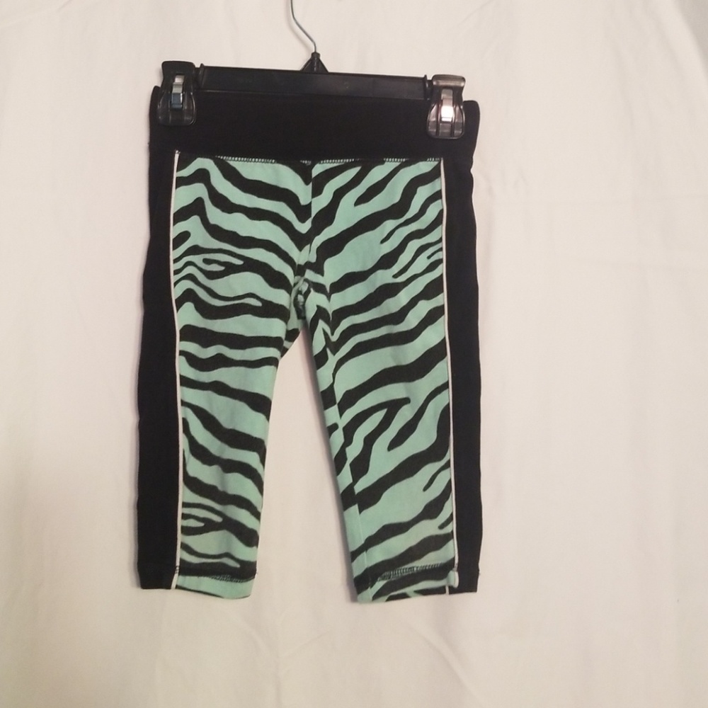 Girls justice 3 quarter leggings size 6